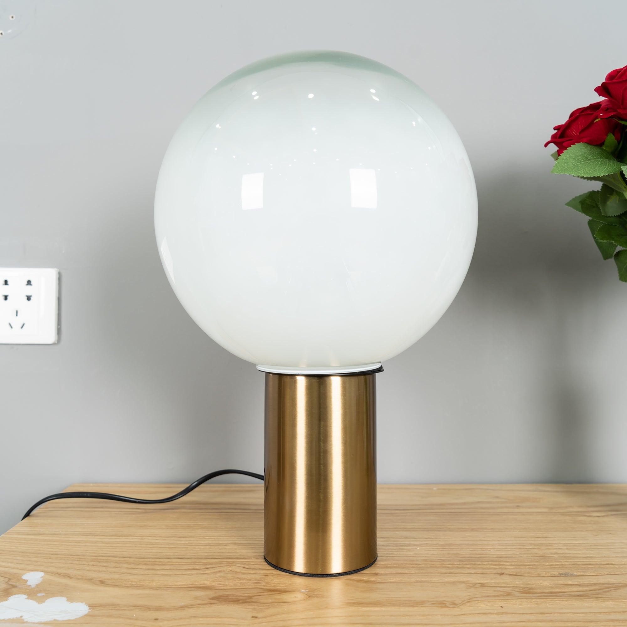 Insken Glass Classic Table Lamp
