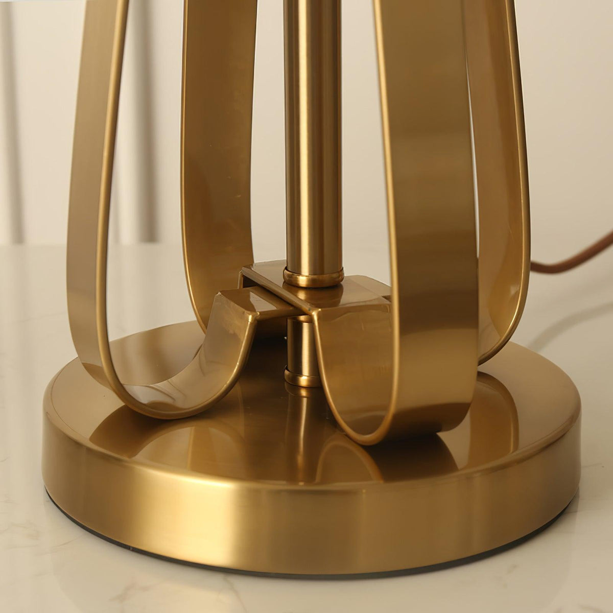 Linorira Luxe Fabric Table Lamp