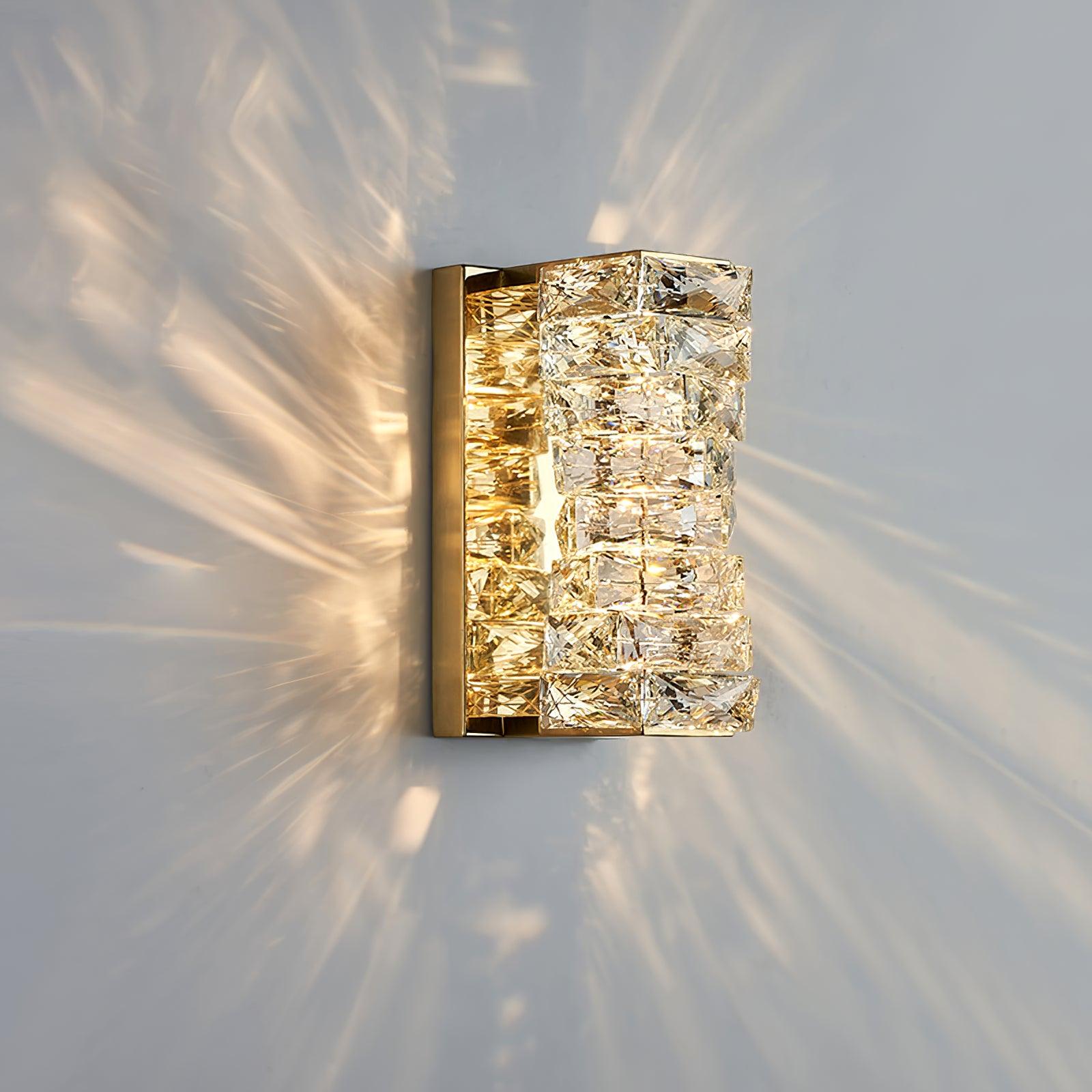 Ilvelia Postmodern Luxury Crystal Wall Light