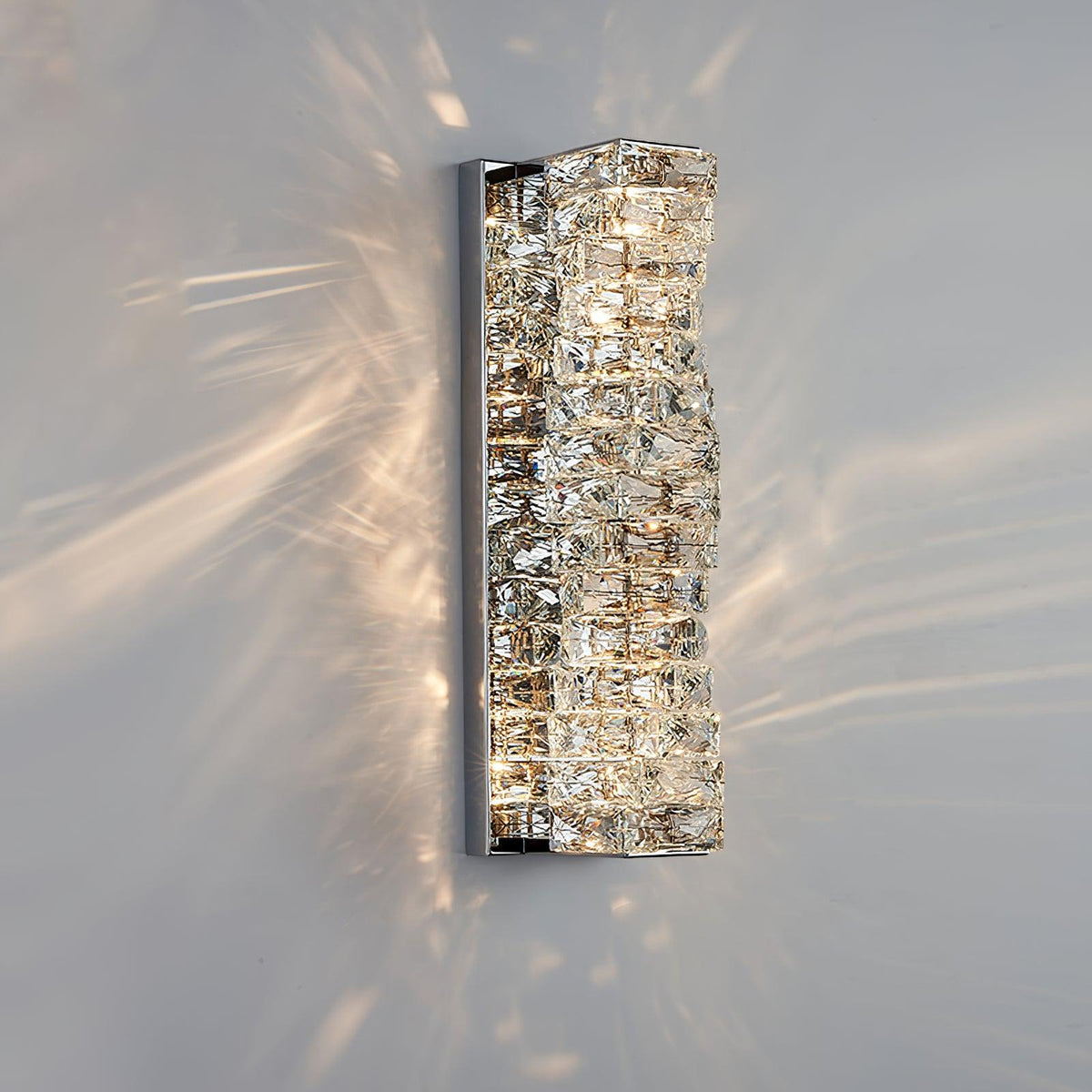 Ilvelia Postmodern Luxury Crystal Wall Light