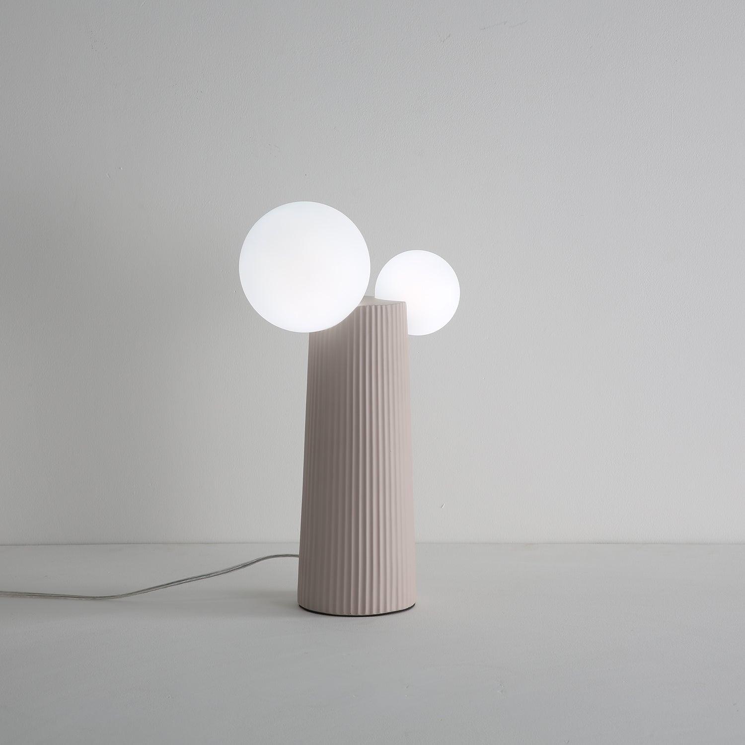 Zenithre Resin Plastic Table Lamp