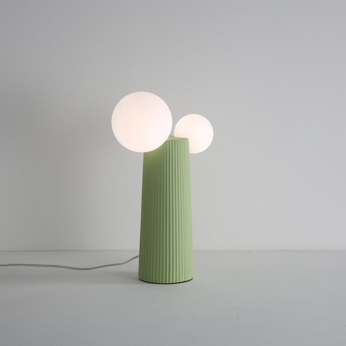 Zenithre Resin Plastic Table Lamp