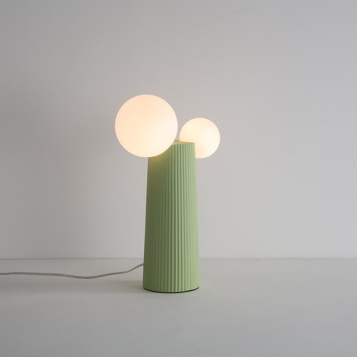 Zenithre Resin Plastic Table Lamp