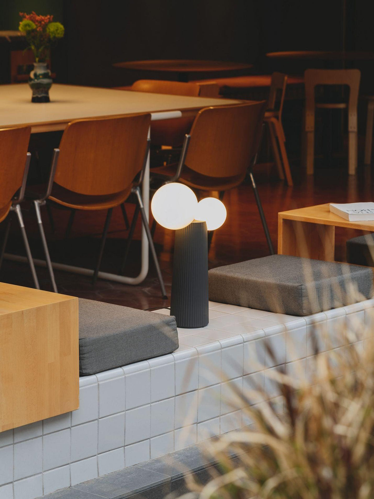 Zenithre Resin Plastic Table Lamp