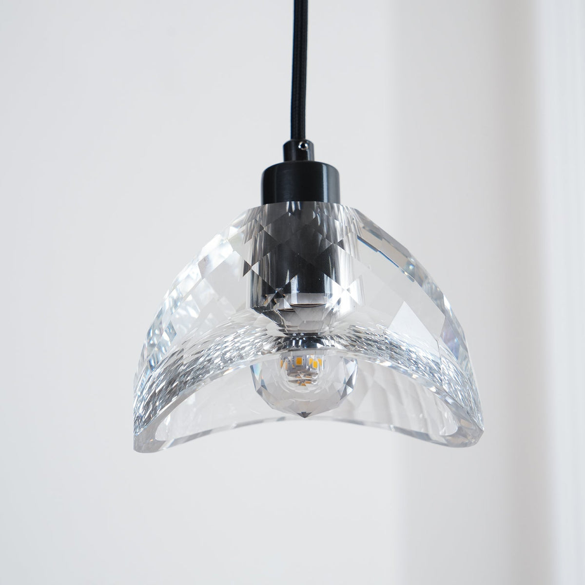 Syvinor Premium Nordic Art Glass Pendant Lamp