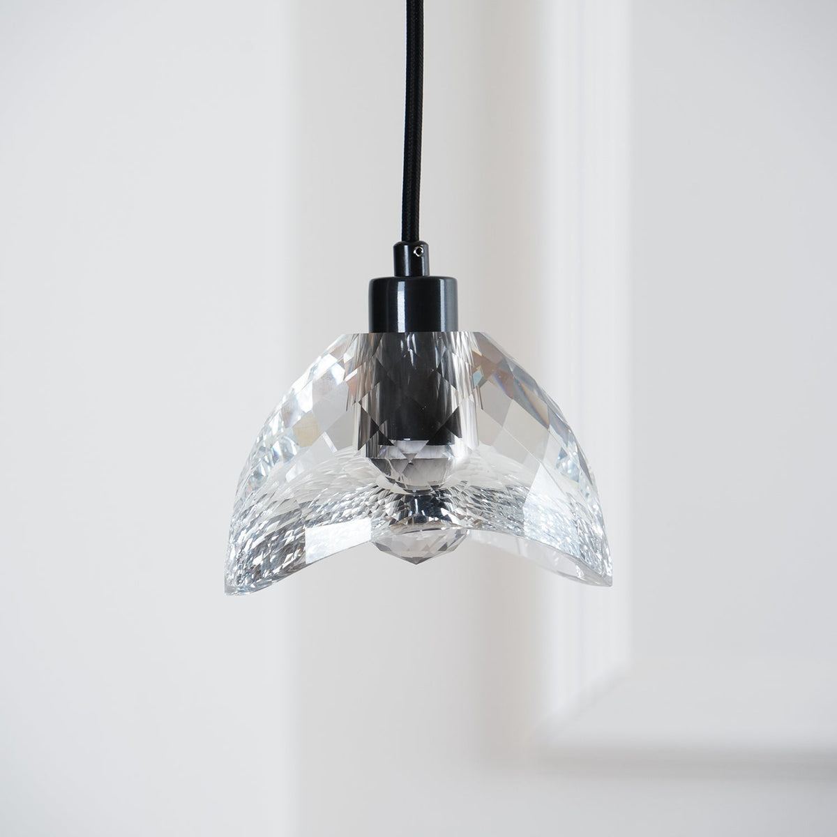 Syvinor Premium Nordic Art Glass Pendant Lamp