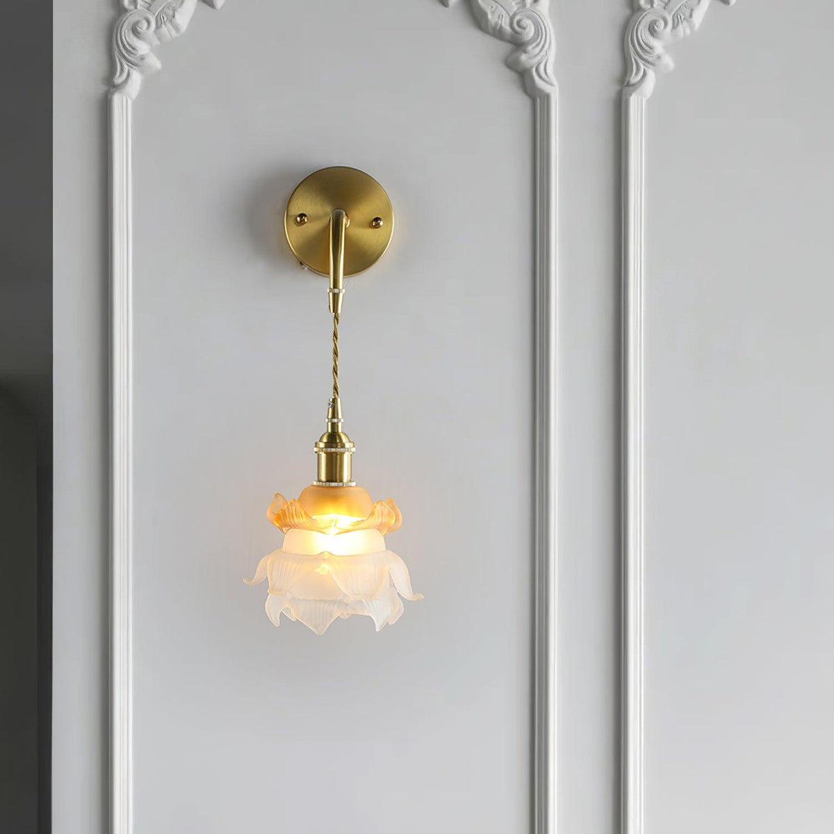 Amarira Premium Elegance Brass Glass Wall Lamp