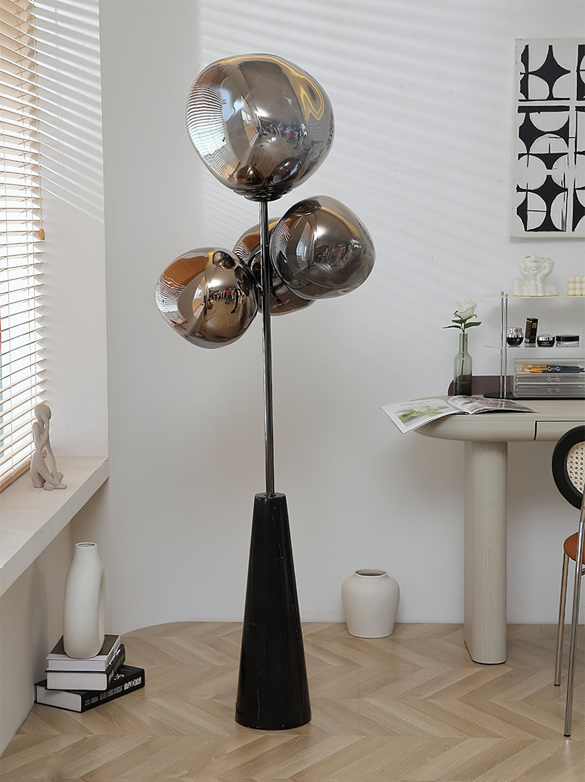 Viri Modern Marble Floor Lamp