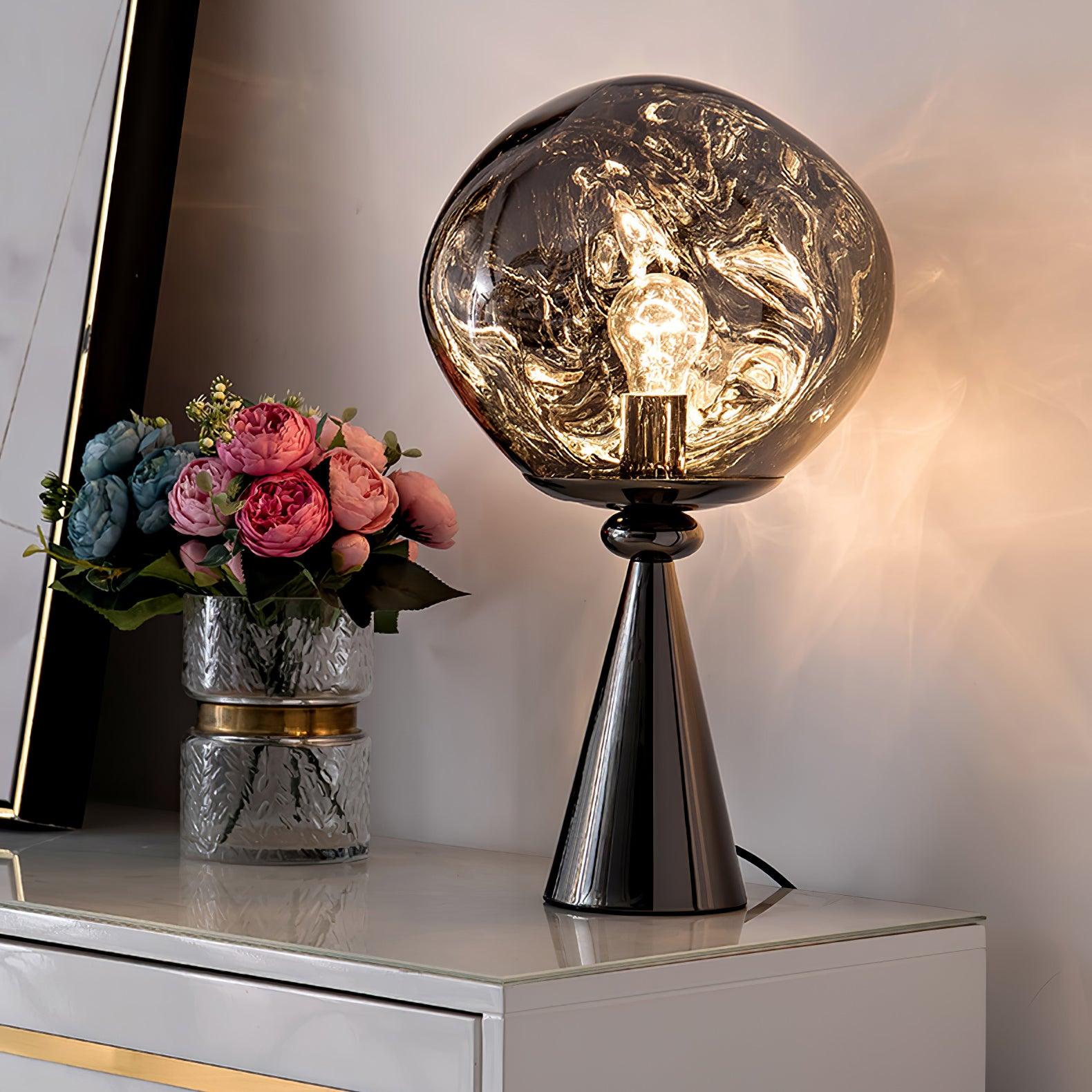Unoril Artisan PVC Desk Lamp