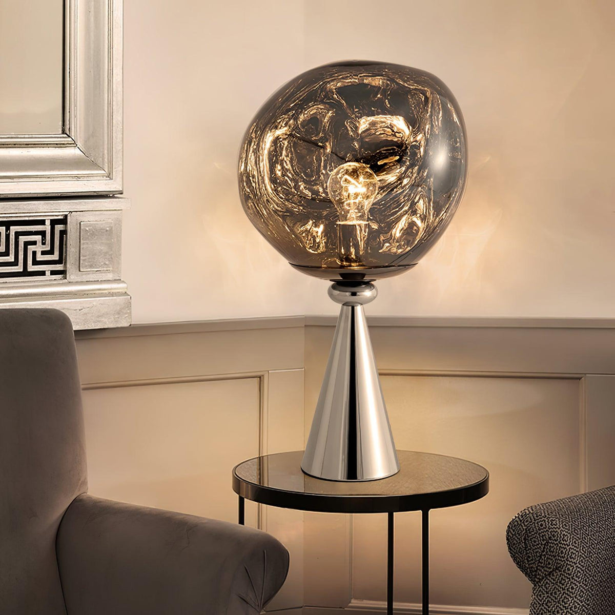 Unoril Artisan PVC Desk Lamp