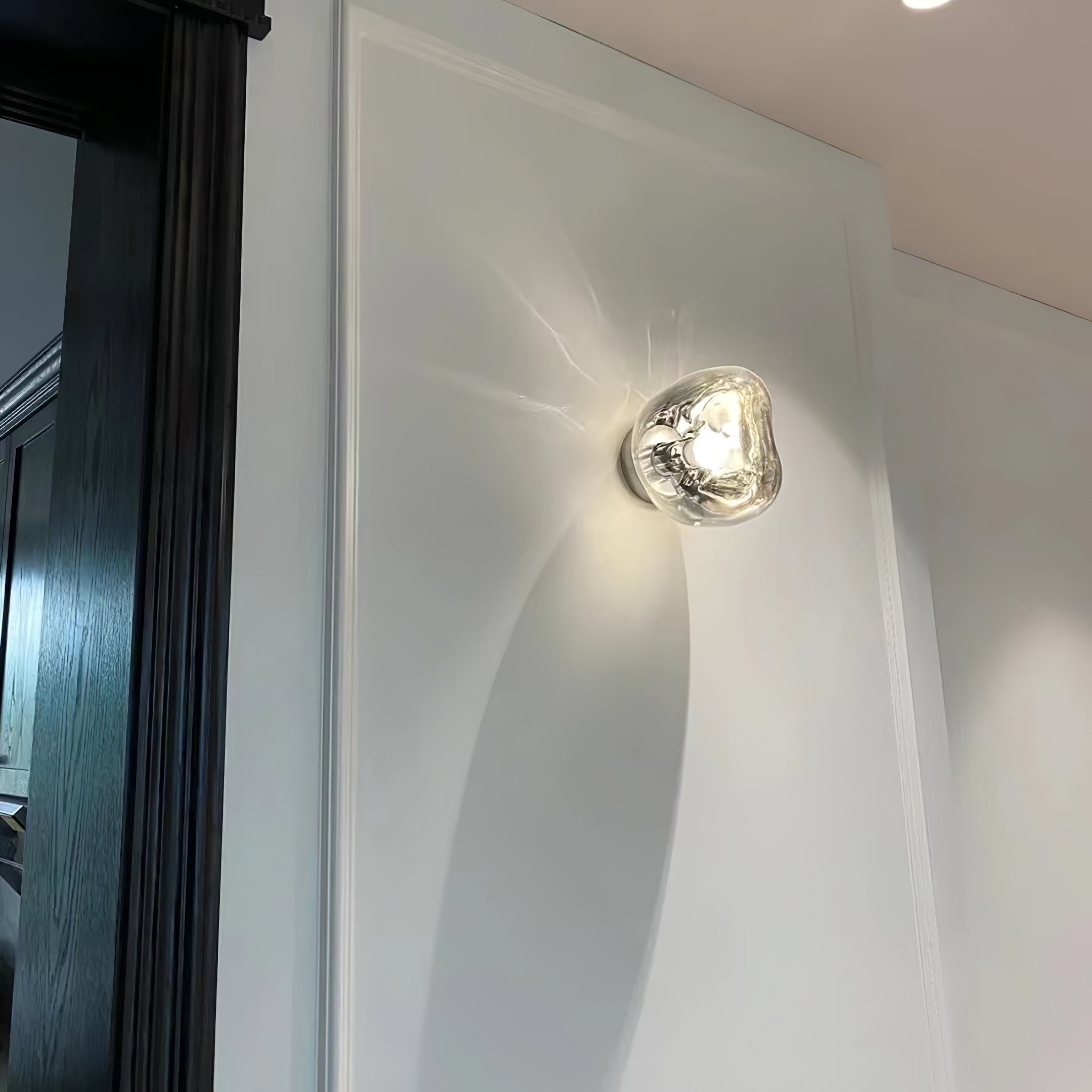 Orinira Individual Creativity Plug-in Wall Lamp