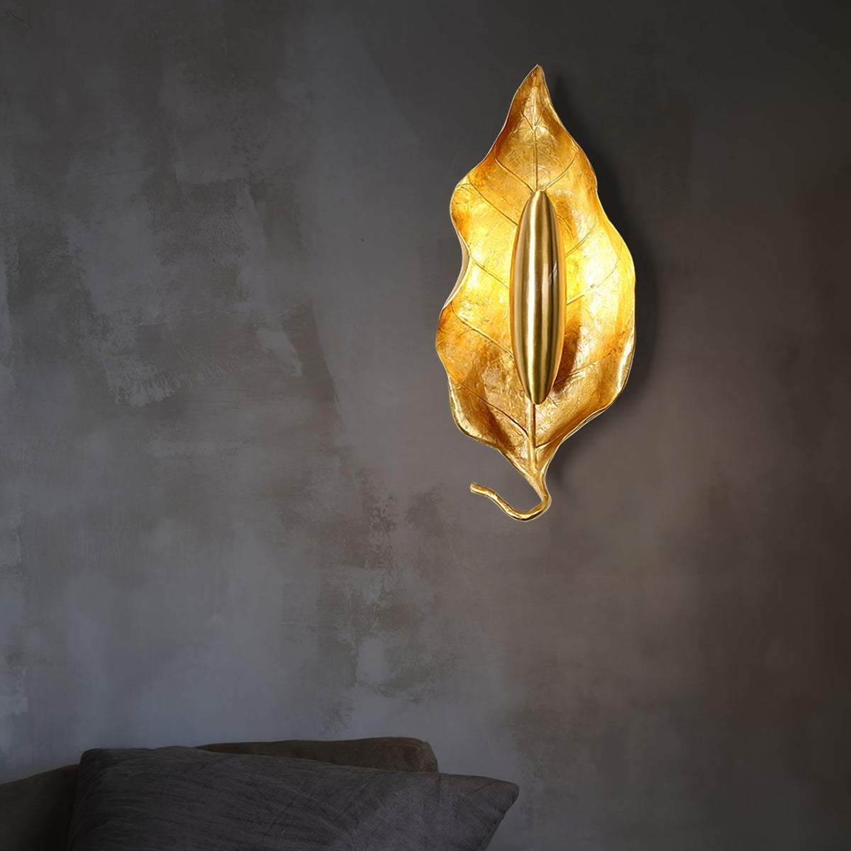 Corsel Nordic Art Leaf Brass Wall Lamp