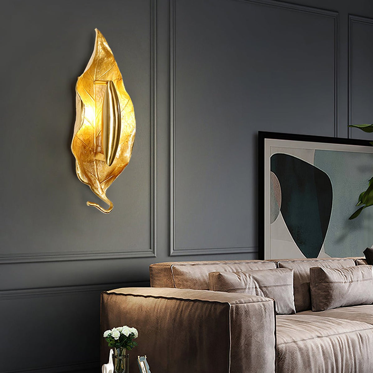 Corsel Nordic Art Leaf Brass Wall Lamp
