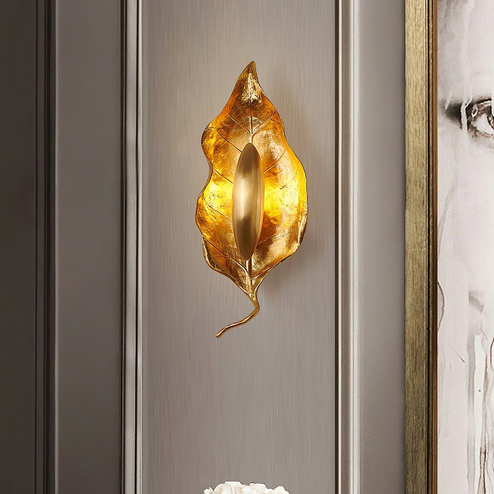 Corsel Nordic Art Leaf Brass Wall Lamp