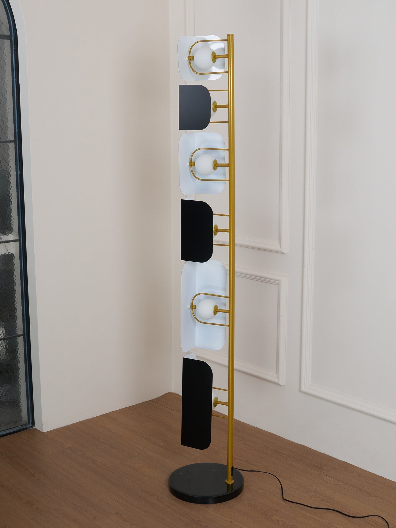 Catharil Modern Geometric Floor Lamp