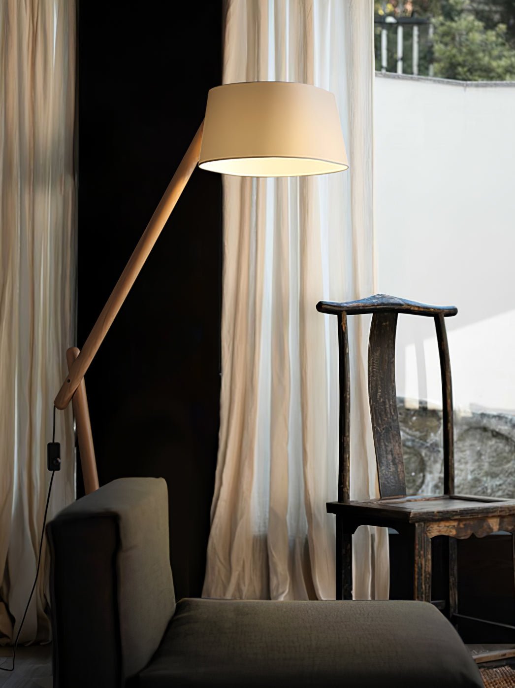 Cethar Scandinavian Fabric Floor Lamp