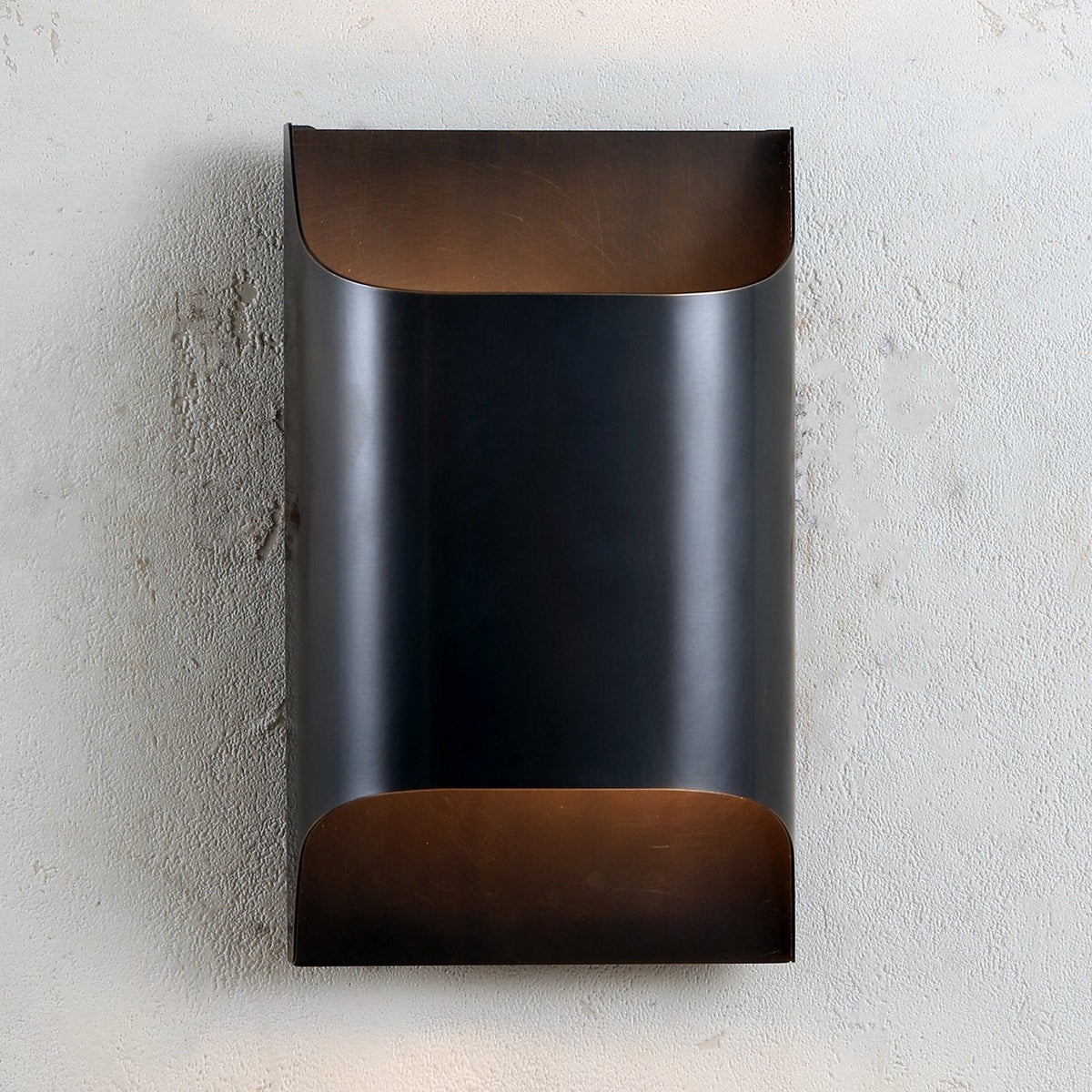 Hardy Nordic Art Brass Wall Lamp