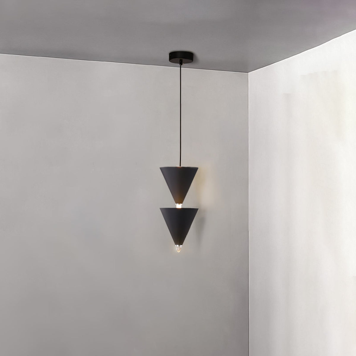 Yrathen Modern Minimalist Pendant Light