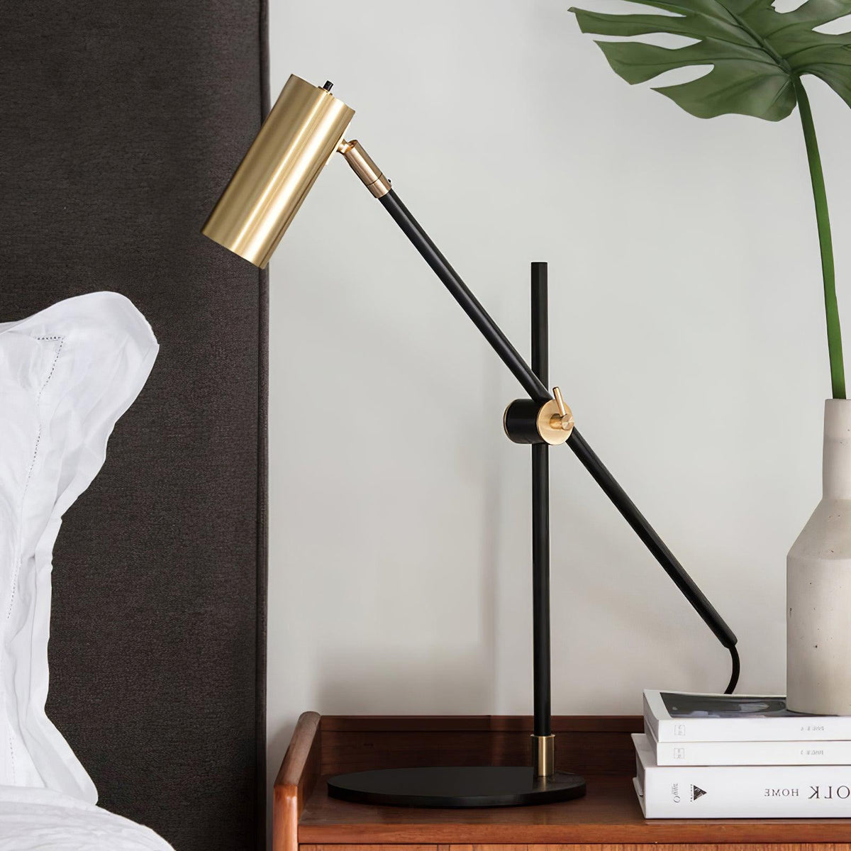 Ivpharil Frosted Floor Lamp