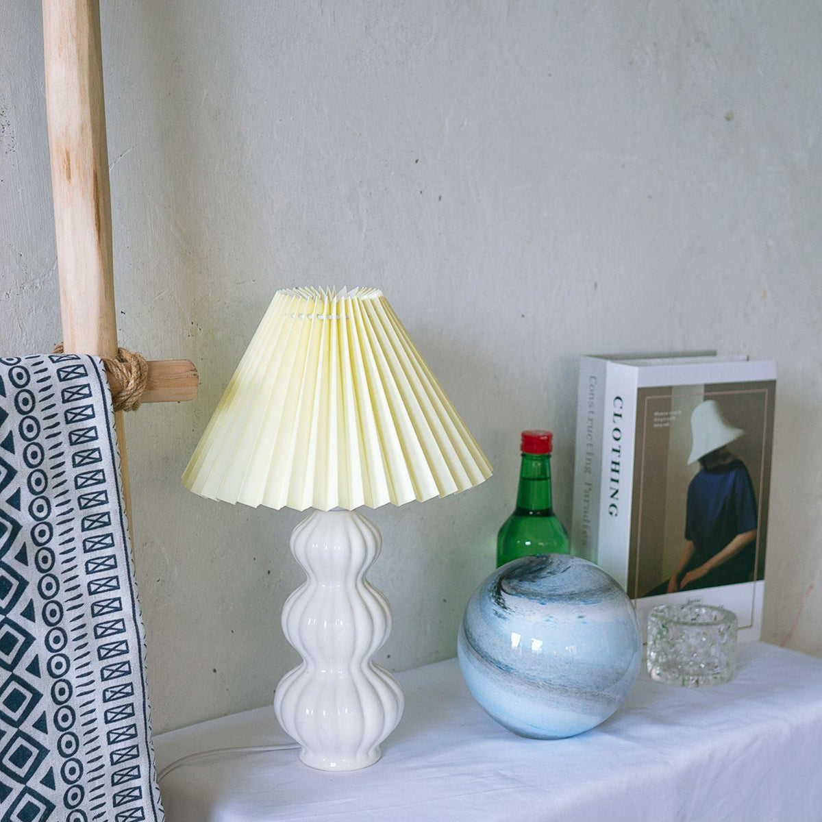 Hart Vintage Fabric Table lamp