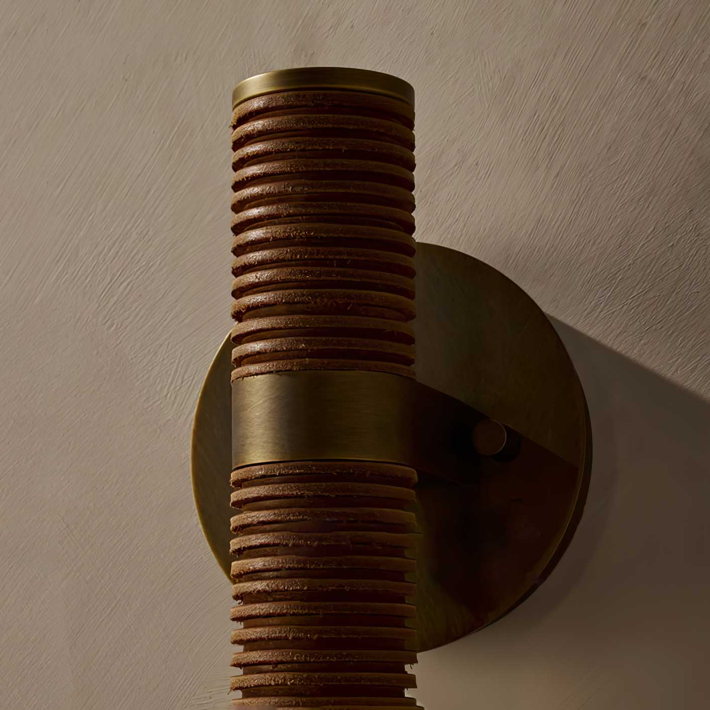 Noriielle Minimalist Wall Lamp