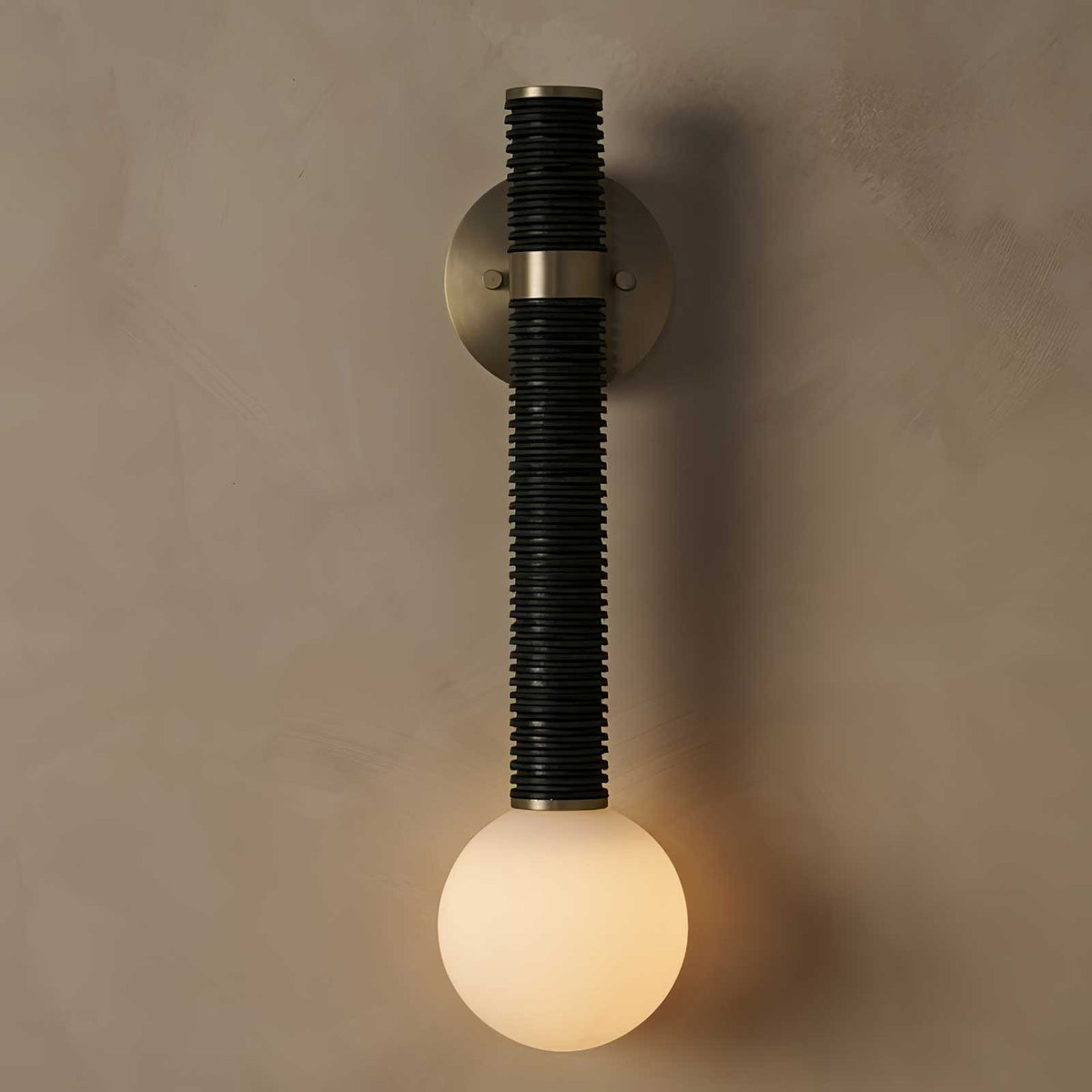 Noriielle Minimalist Wall Lamp