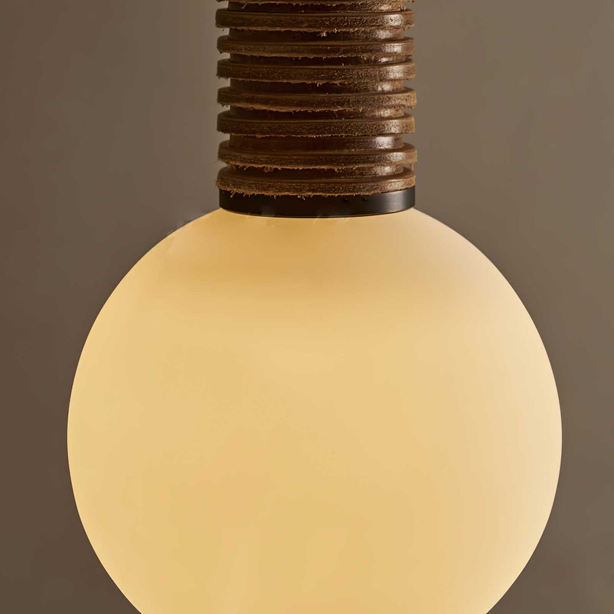 Noriielle Minimalist Wall Lamp