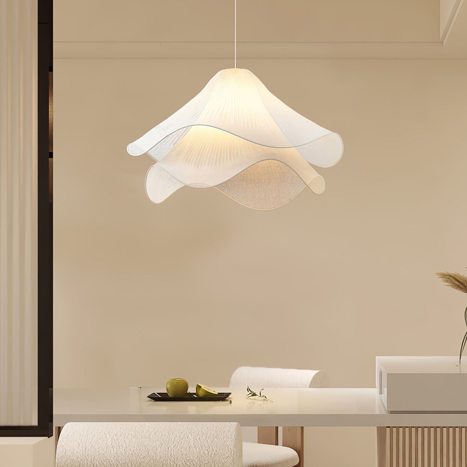 Clarisse Modern Art Deco Bloom Flower Pendant Light