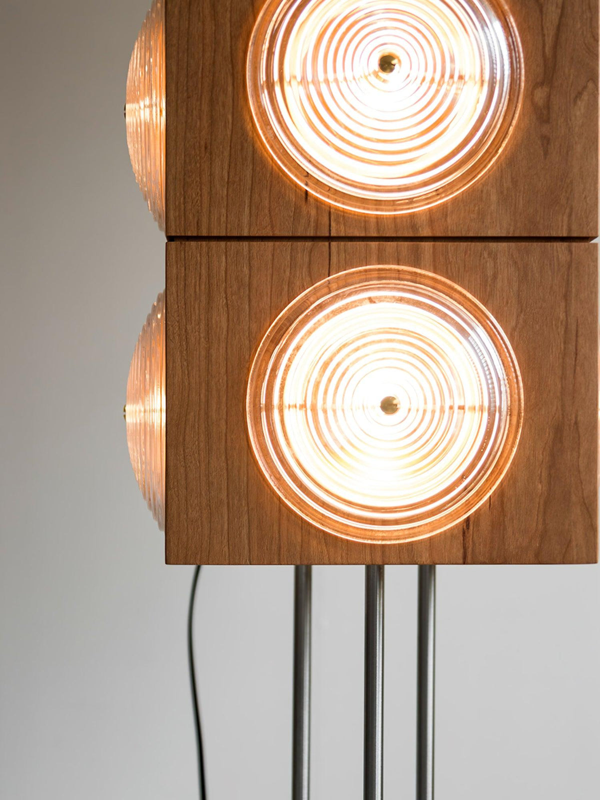 Avraearae Modular Wood Floor Lamp