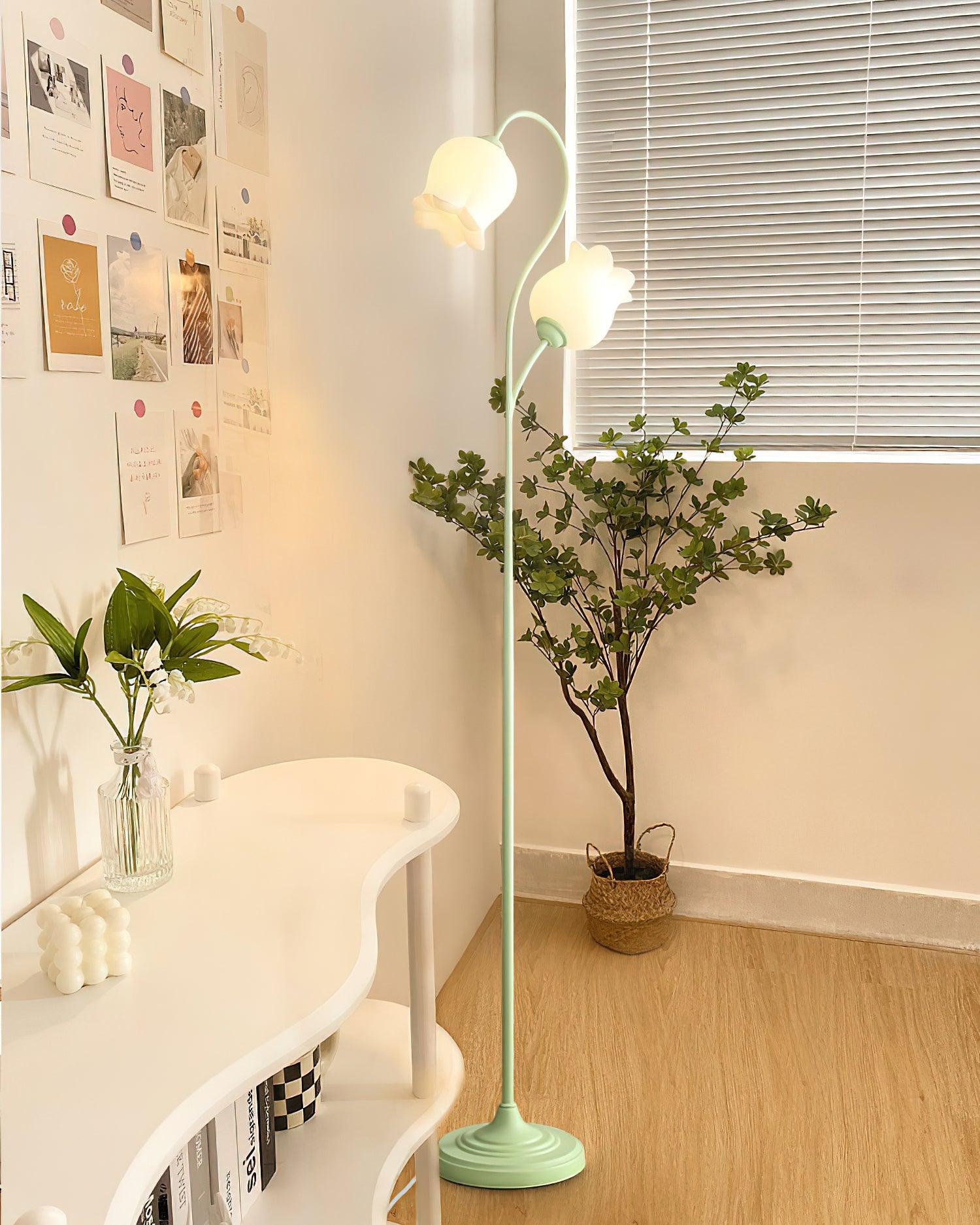 Zevelil Floral Floor Lamp