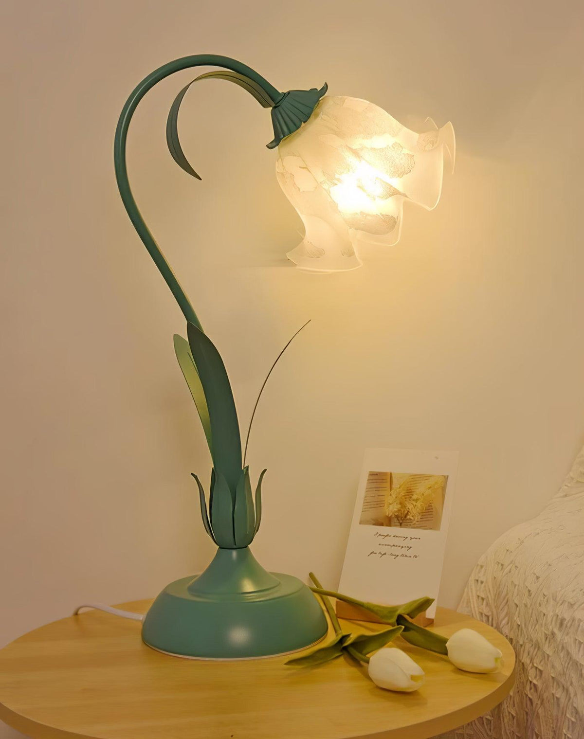 Zorien Acrylic Floral Table Lamp