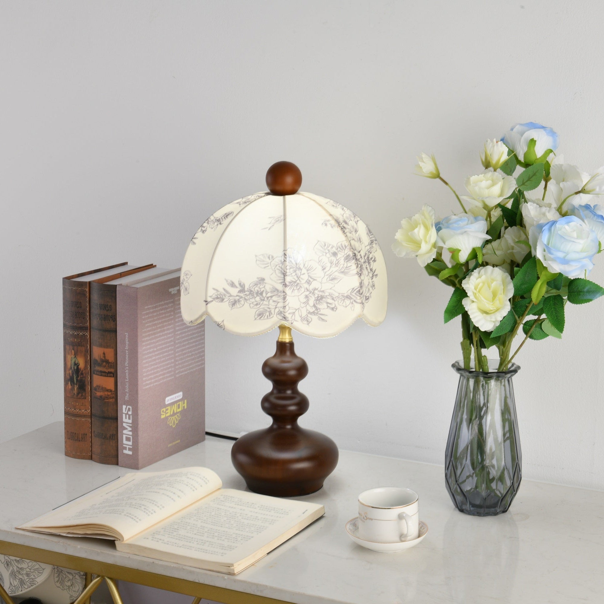 Cirirette Vintage Table Lamp