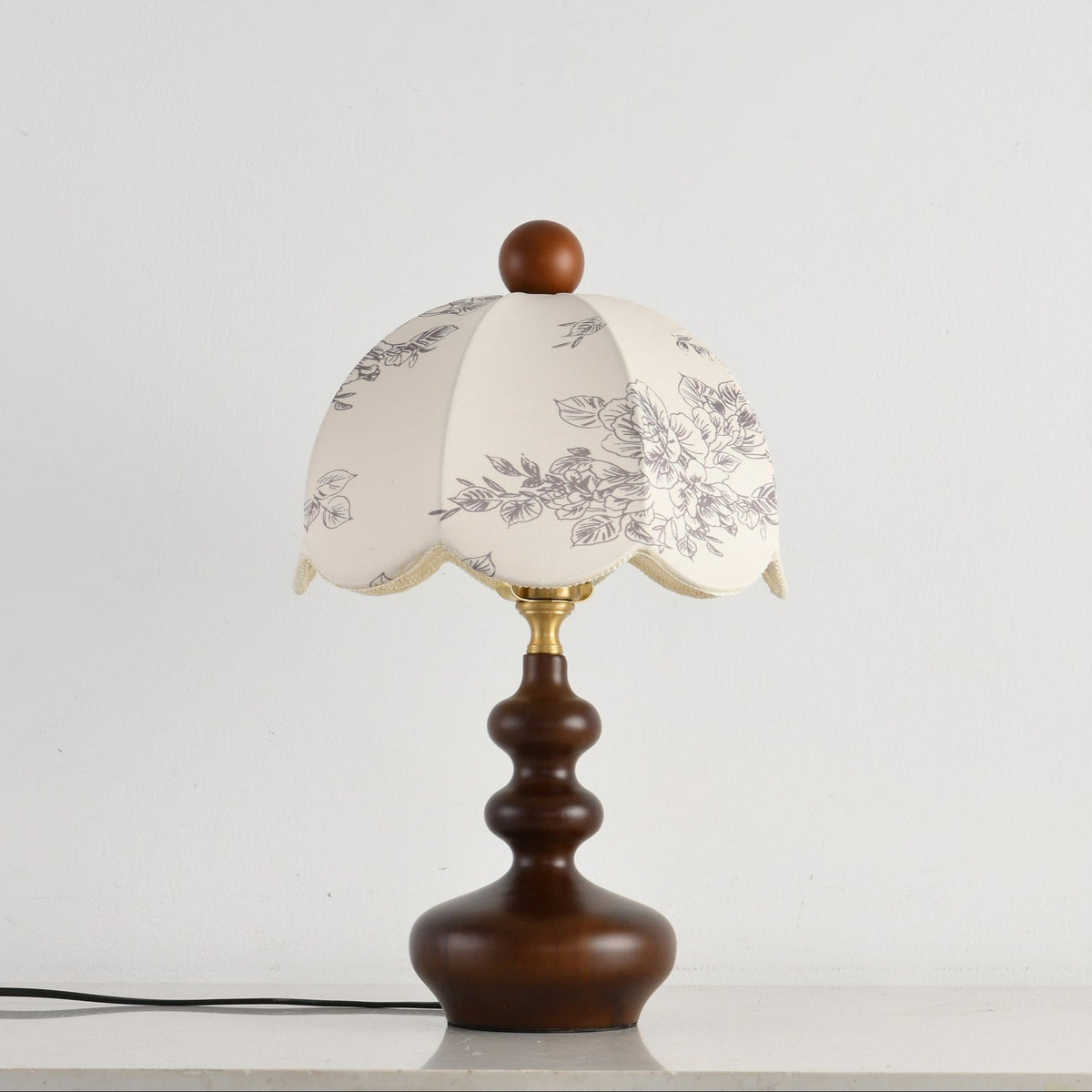 Cirirette Vintage Table Lamp