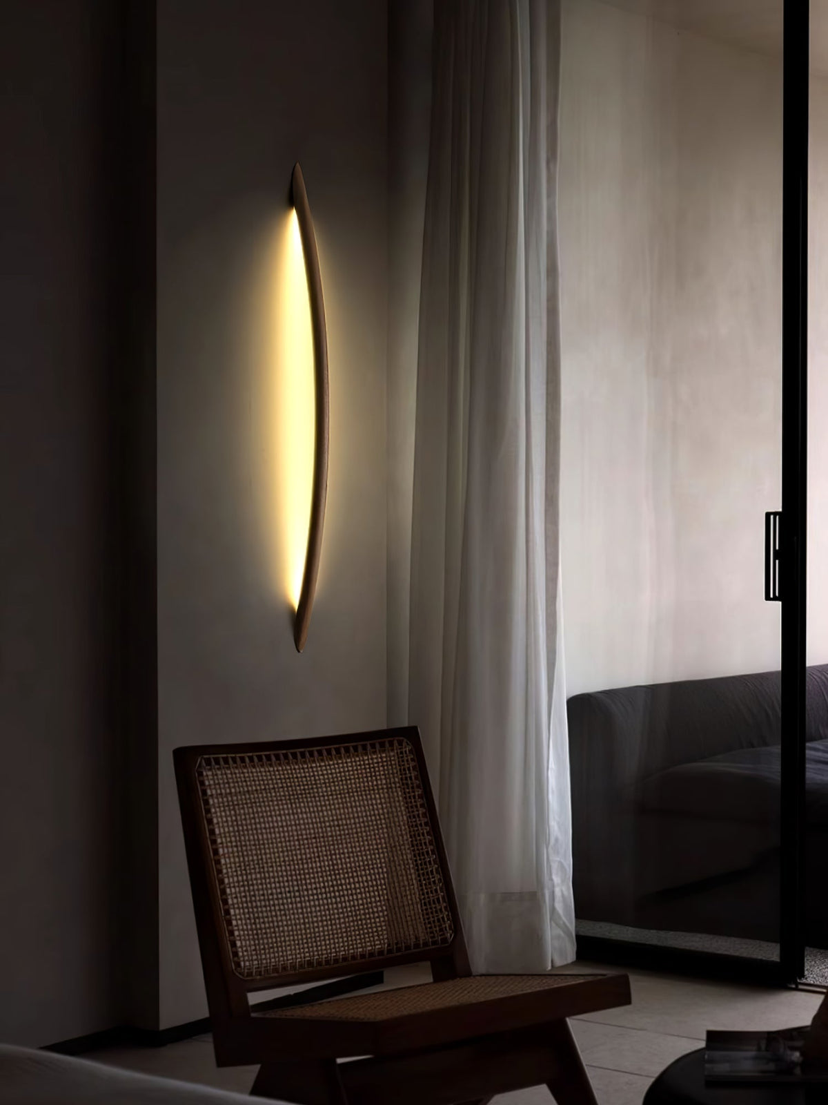 Evvinos Modern Minimalist Linear Wood Wall Light