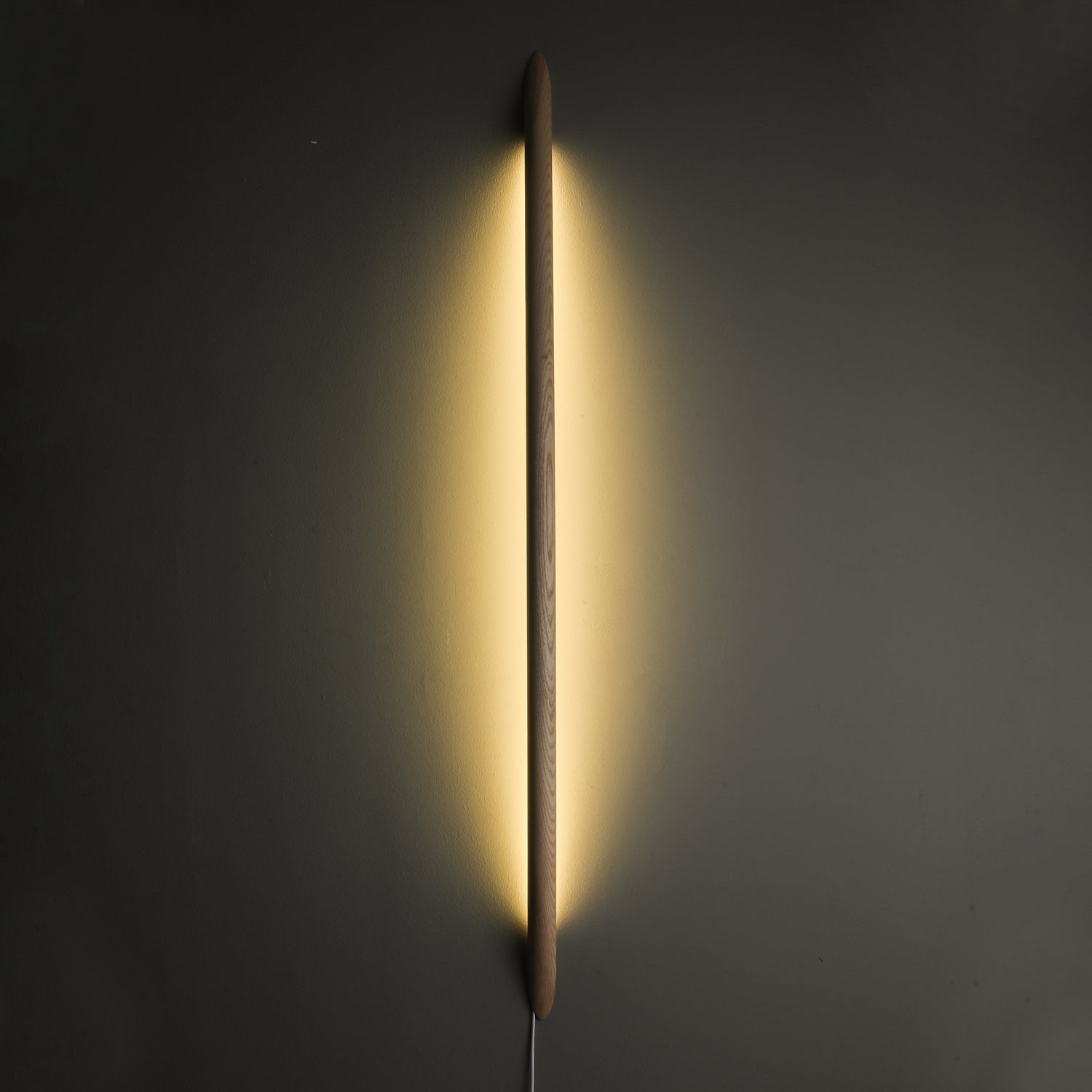 Evvinos Modern Minimalist Linear Wood Wall Light