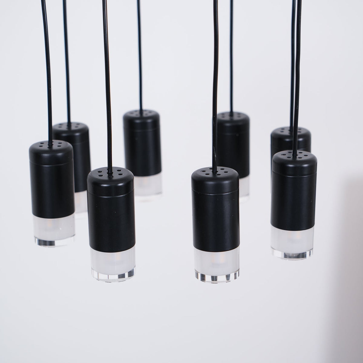 Tevenq Chandelier Lines Black Wireframe LED