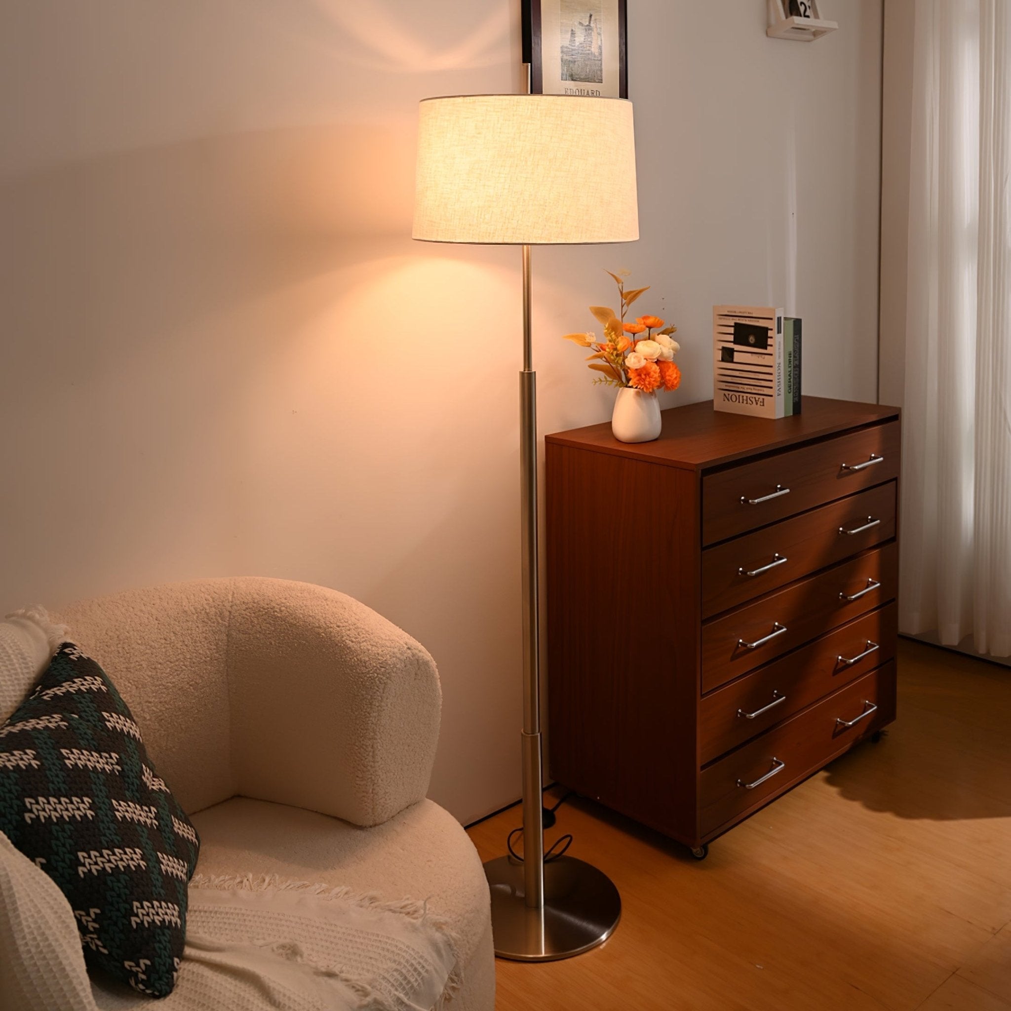 Brooks Minimalist Floor Lamp