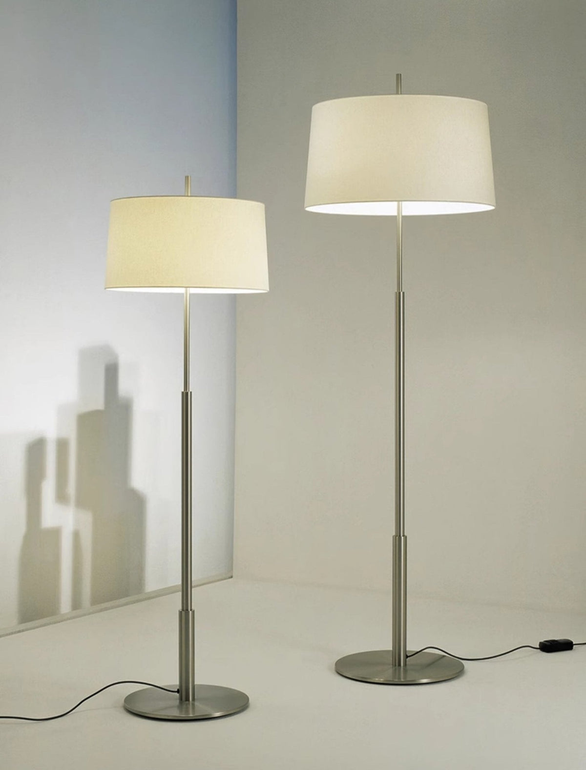 Brooks Minimalist Floor Lamp