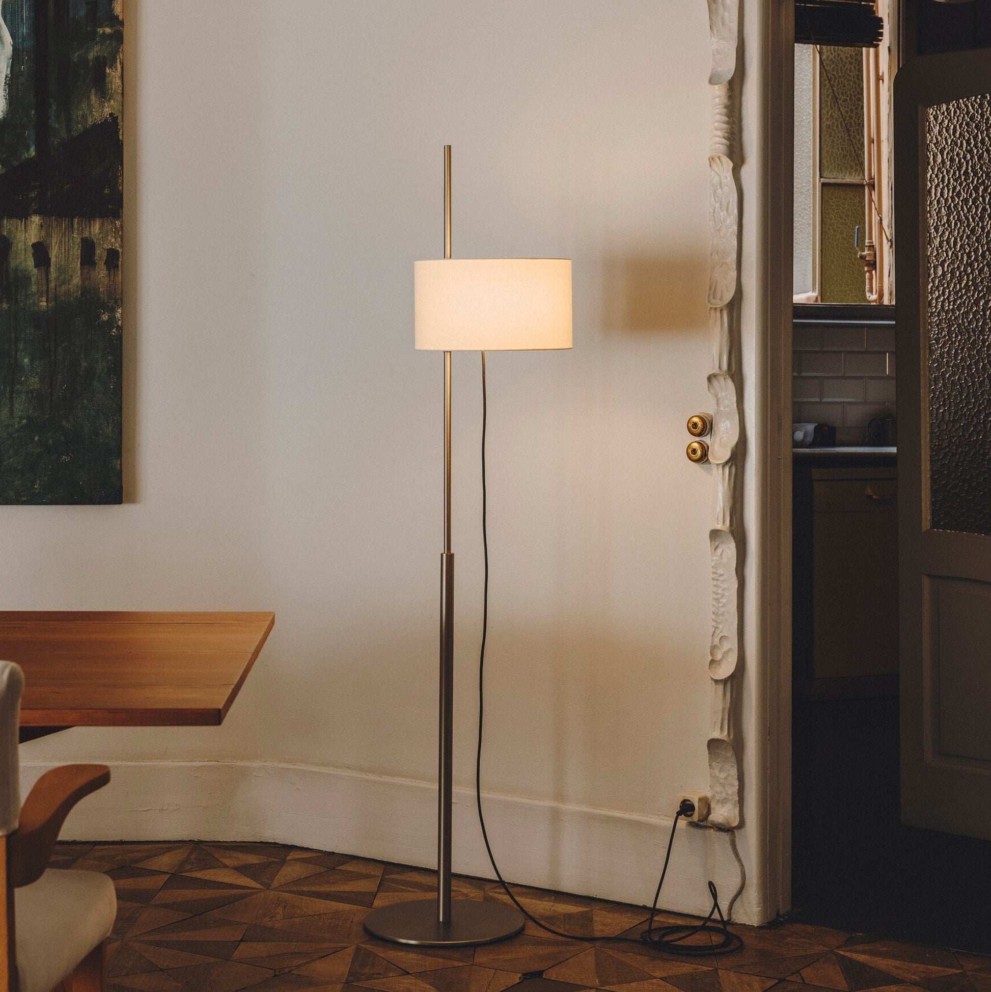 Selerise Minimalist Floor Lamp