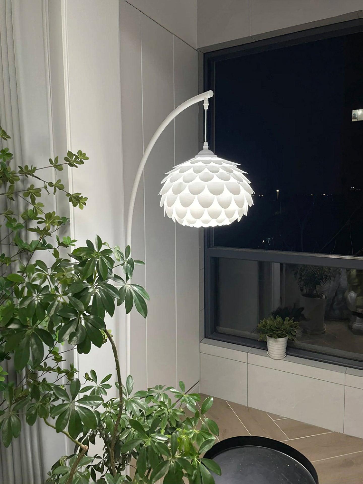 Reneena Modern Floor Lamp