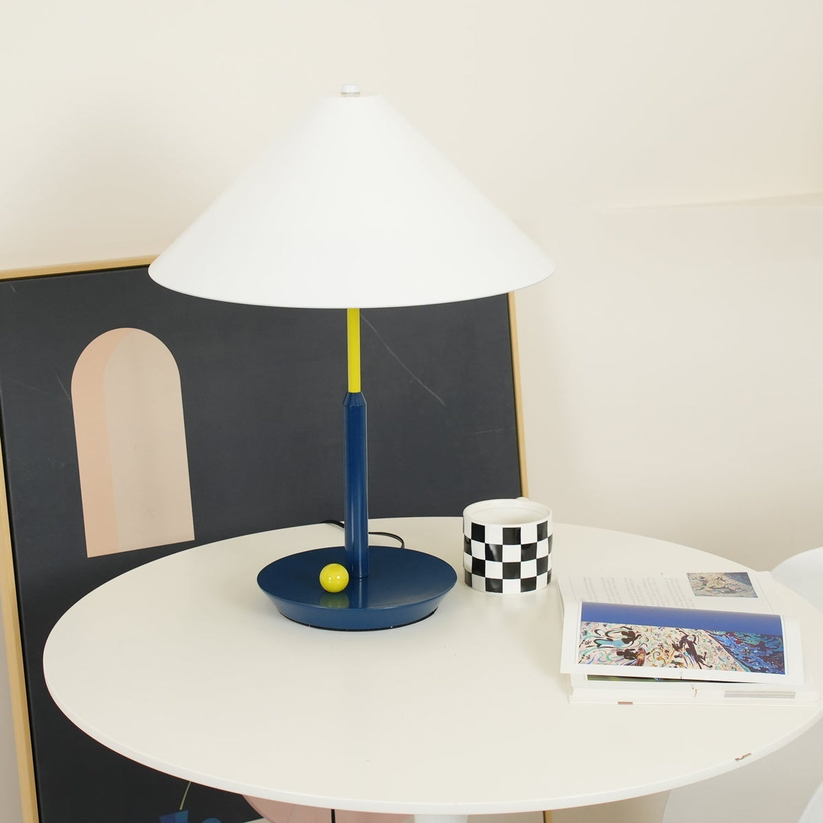 Liorinina Modern Table Lamp