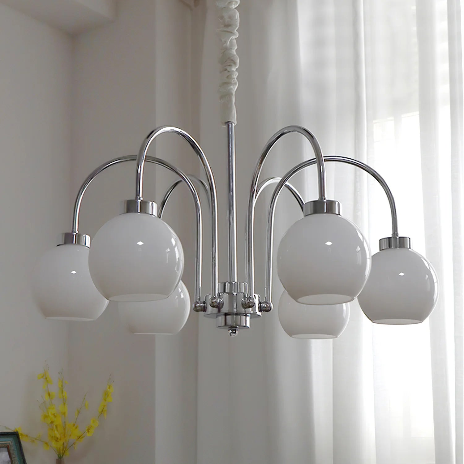 Liororian Chandelier Yellow Glass Globes