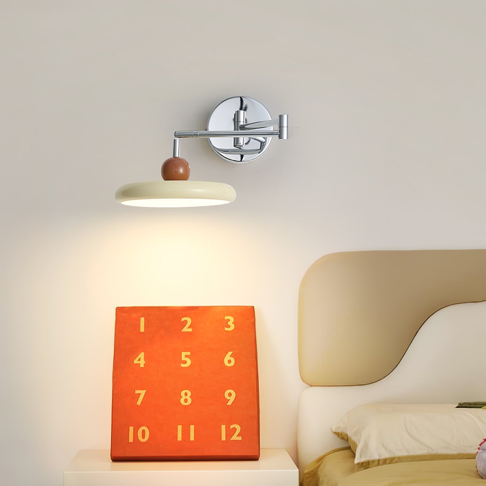 Virelse Vintage Acrylic Wall Lamp - Neutral Decor
