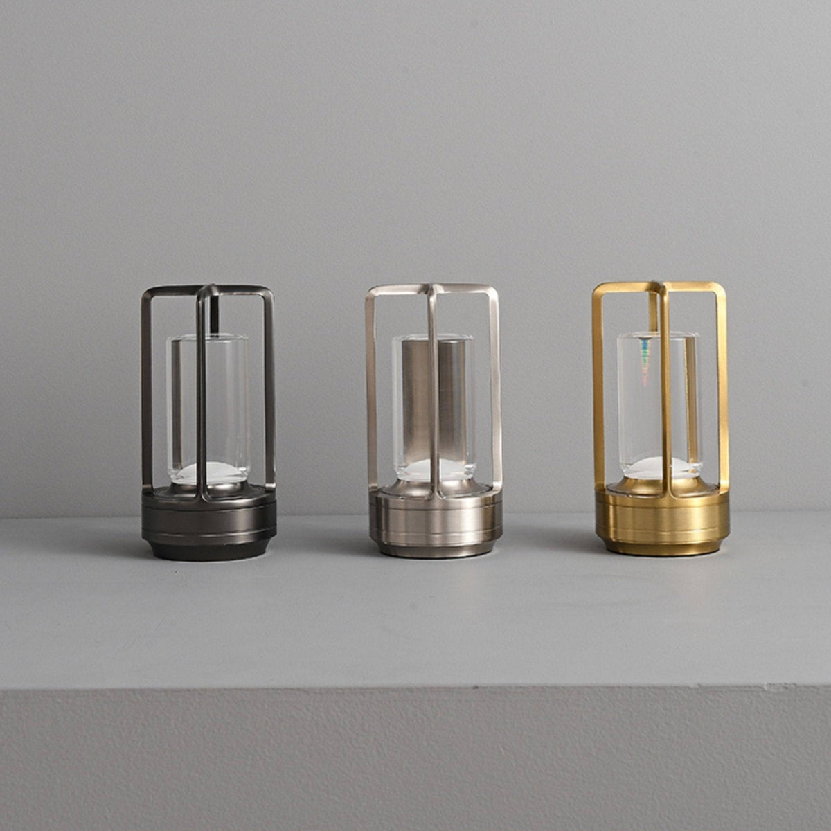 Solvane Rechargeable Table Lamp