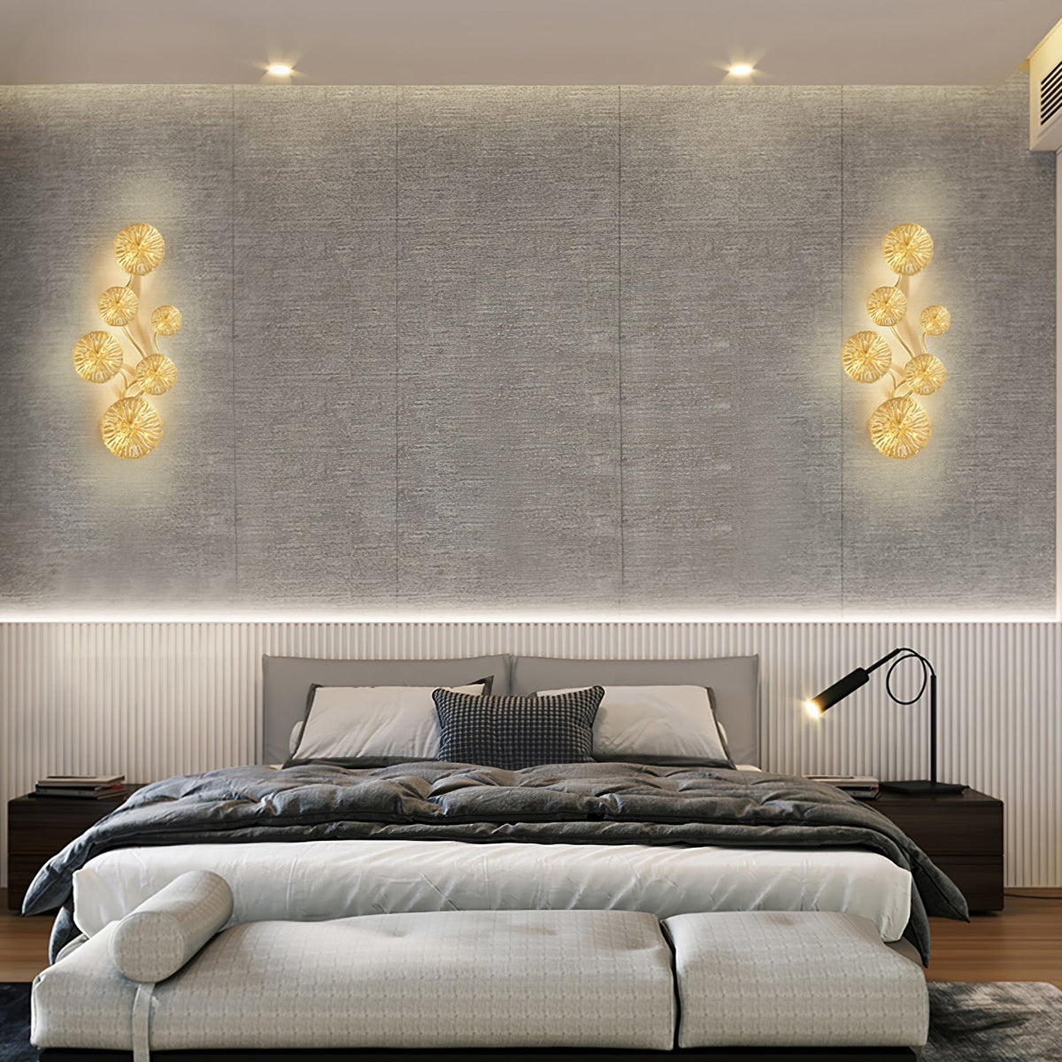 Rylso Wall Lamp Lotus Leaf Brass