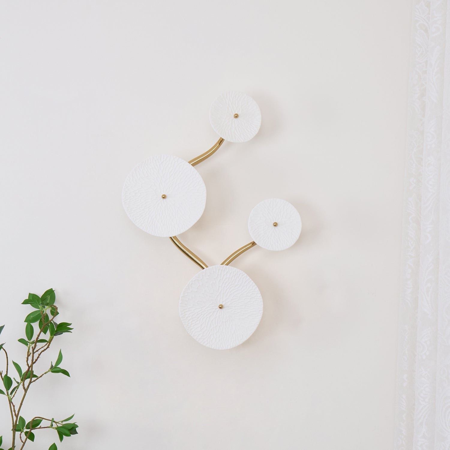 Verena Lotus Petal Wall Lamp