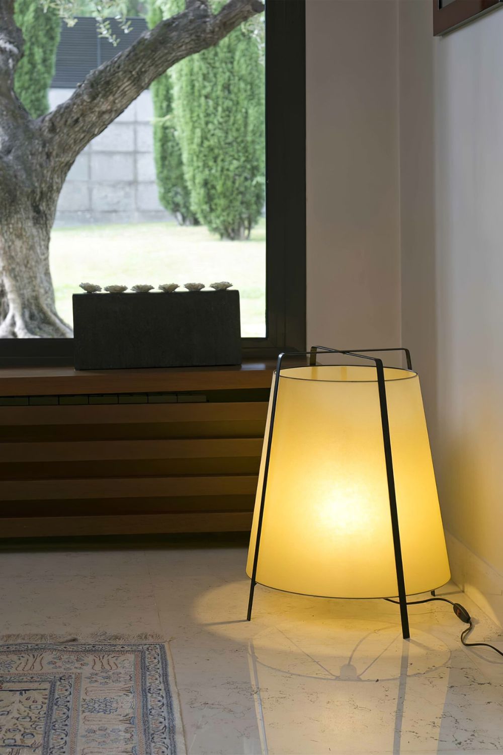 Zild Fabric Scandinavian Table Lamp