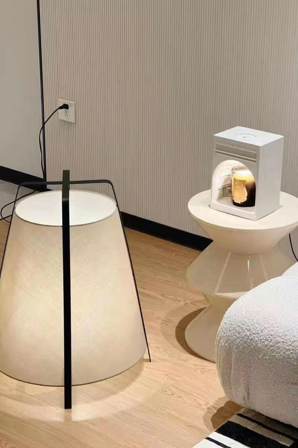 Zild Fabric Scandinavian Table Lamp
