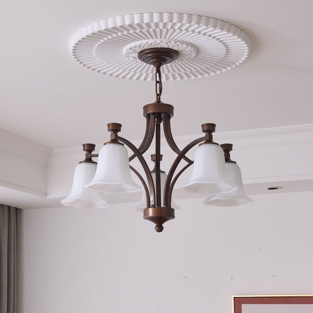 Viloros Traditional Premium Bell Glass Chandelier