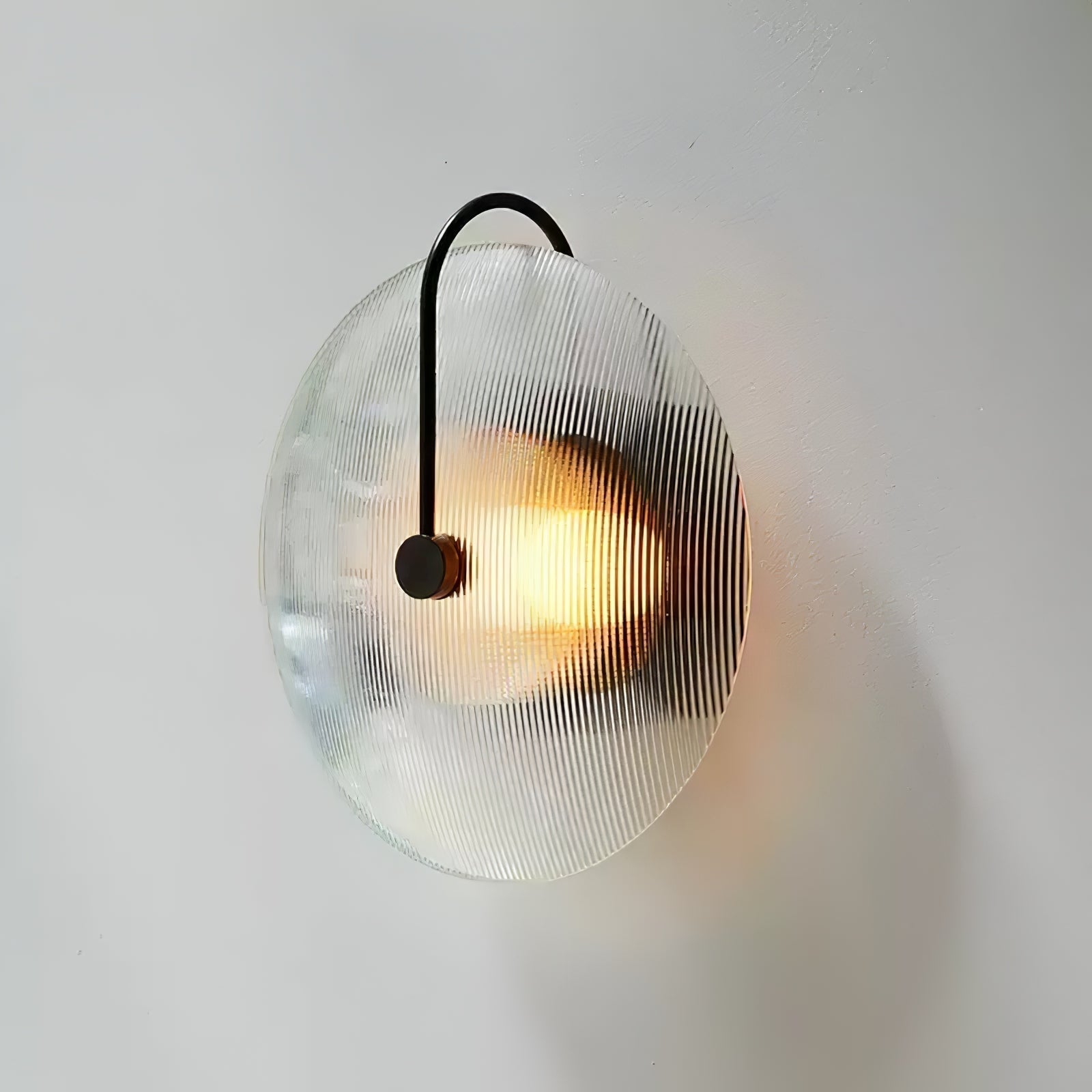 Ivsilan Modern Minimalist Glass Sconce Wall lamp